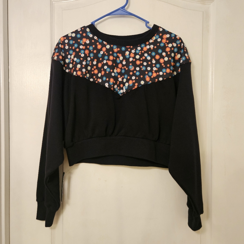 NIKE Women's NWT Crop Sweathirt Top Sportwear Heritage Crew Fleece S small